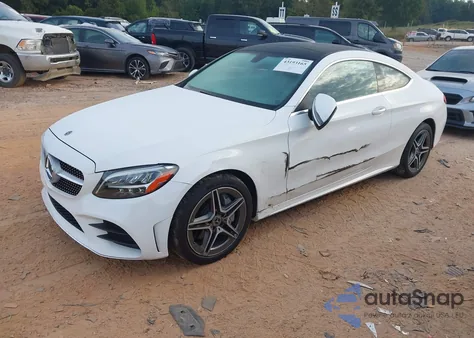 2019 Mercedes-Benz C 300 4Matic z USA, uszkodzony, nr VIN WDDWJ8EB3KF875000